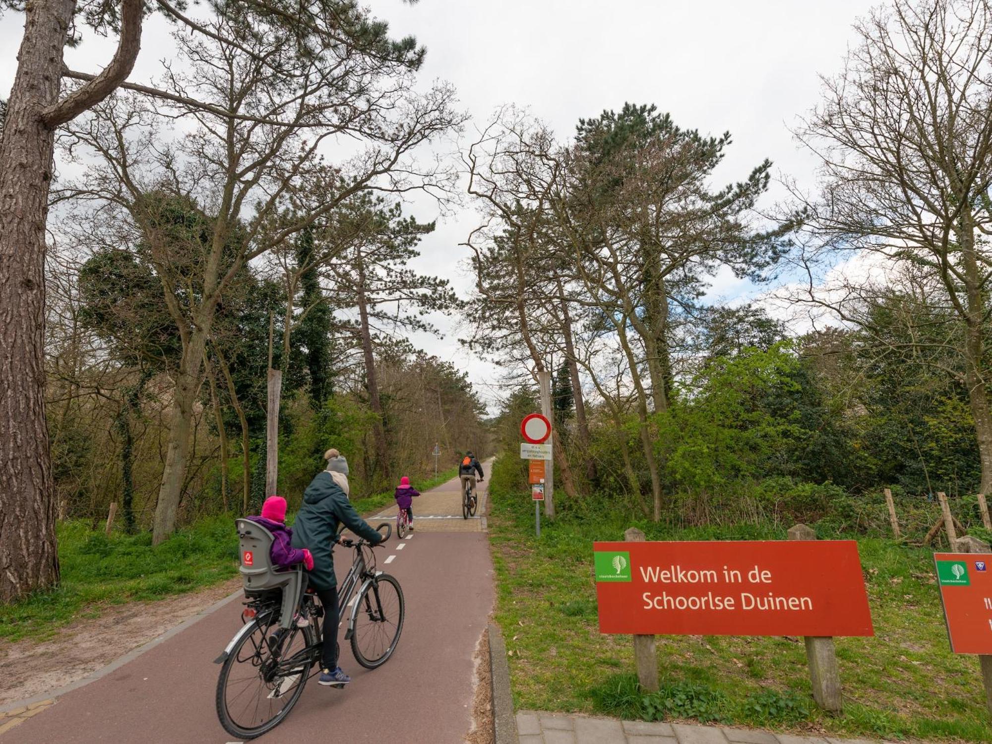 Stunning Apartment In Schoorl North Holland You Can Bike To The Beach Exteriör bild